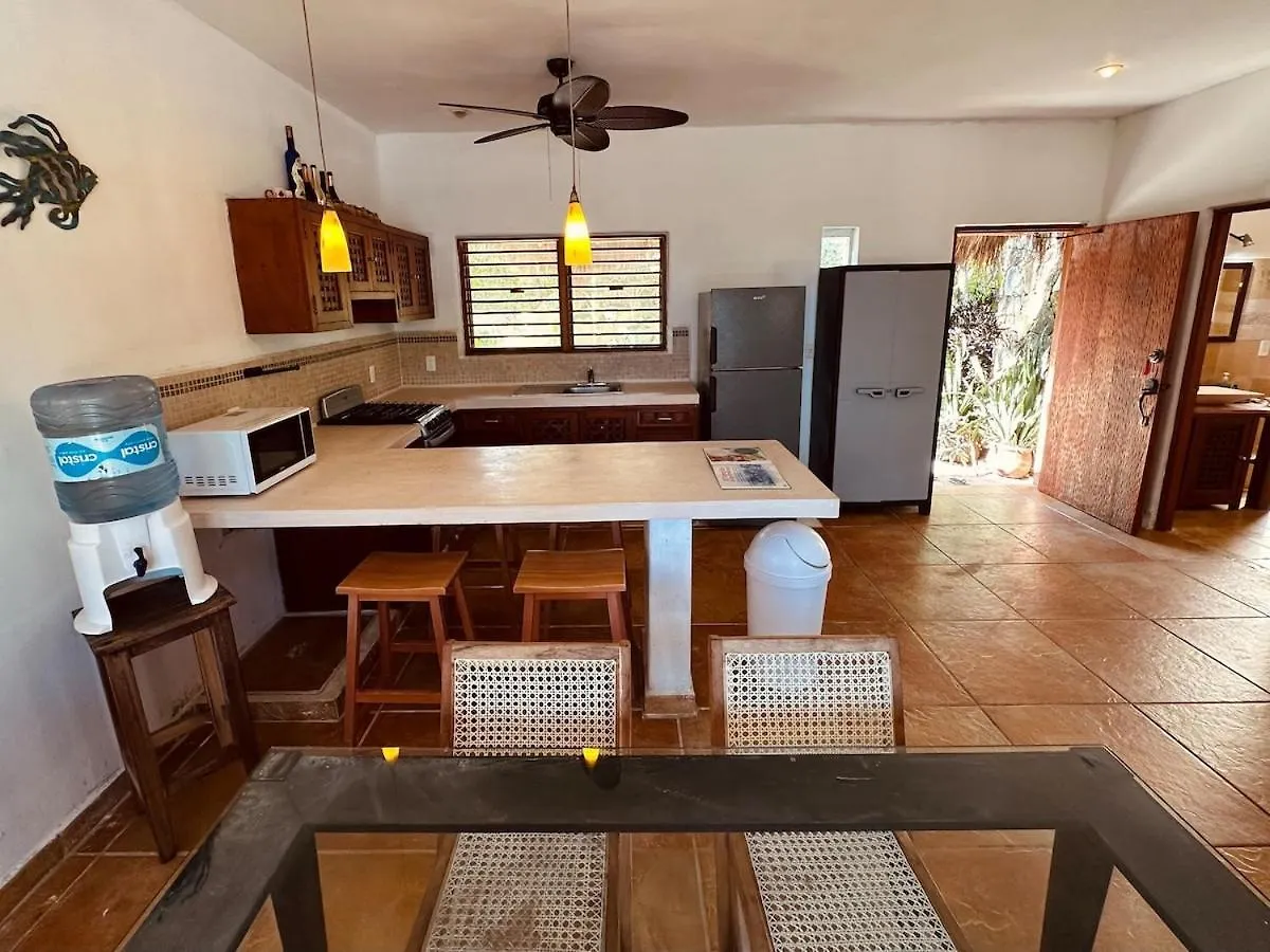 Casa de Férias Tankah Sunrise Sanctuary - Reef & Oceanfront Vila Tulum
